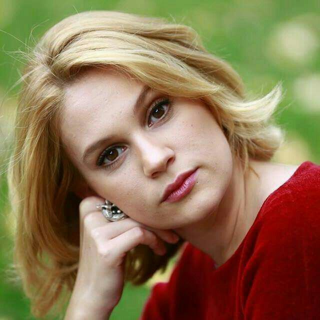 Farah Zeynep Abdullah